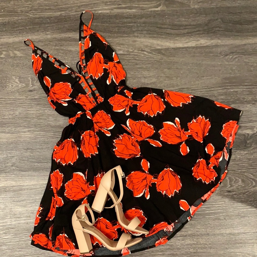 Rose cross-back dress with adjustable length spaghetti straps NEVER WORN!